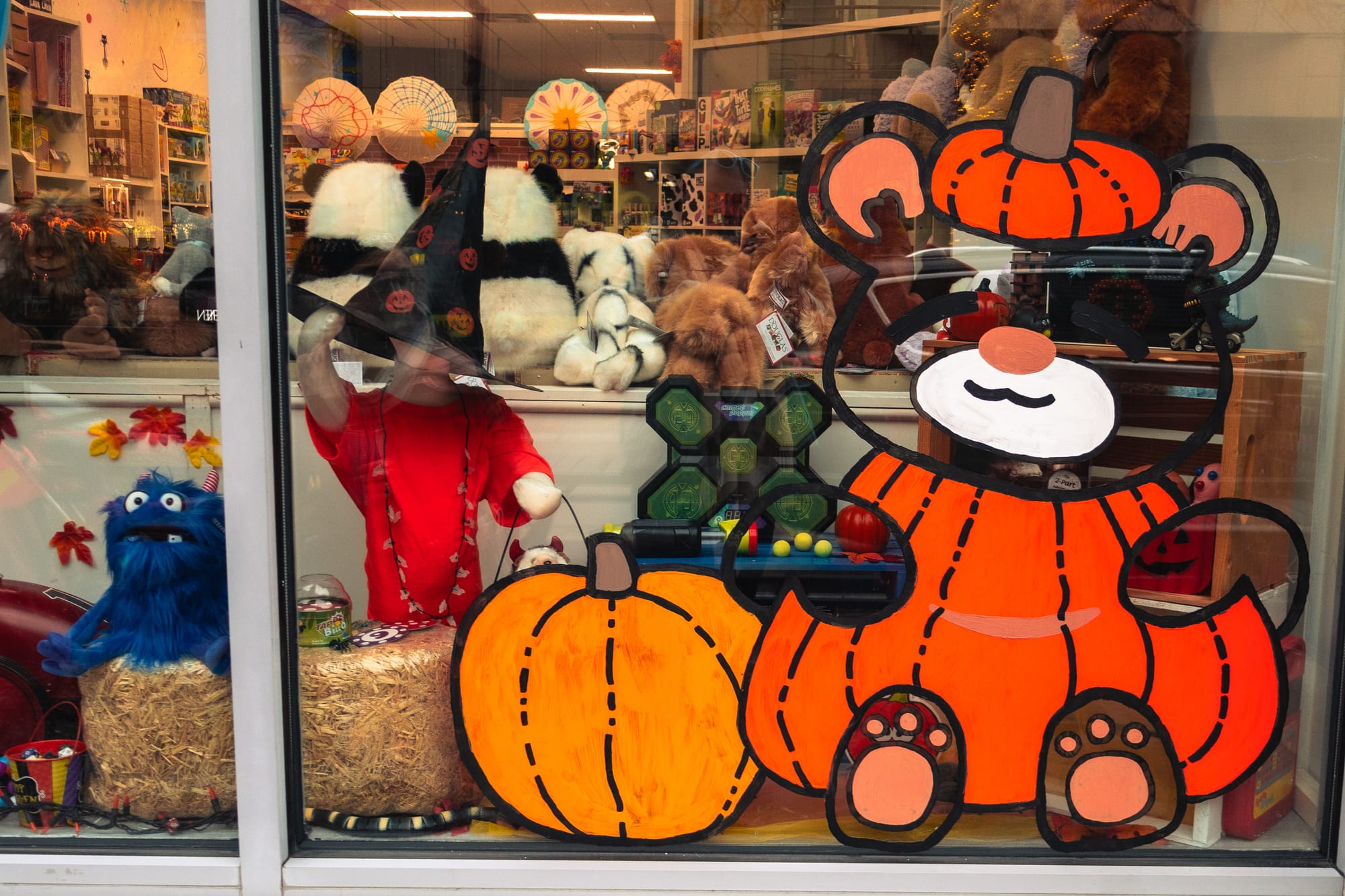 A window painting depicting Halloween imagery.